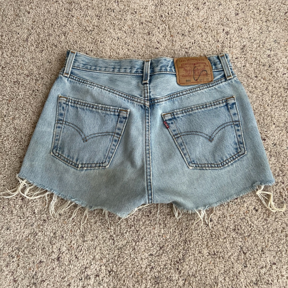 Vintage 501 Levi’s cutoff shorts